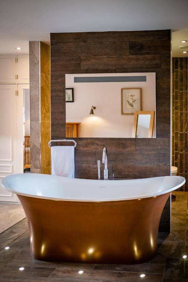 Villa Luxury 1 Bed - Great Location - Peaceful-hot Tub Bowness-on-Windermere