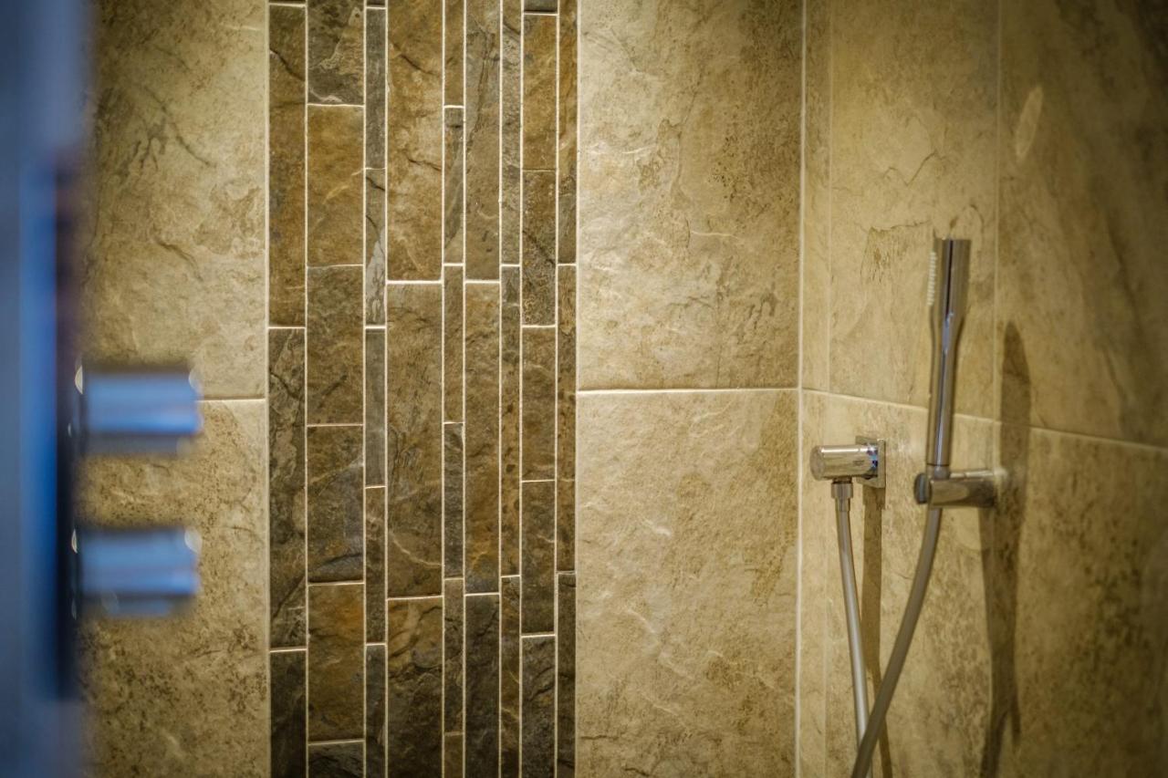 Luxury 1 Bed - Great Location - Peaceful-hot Tub Villa Bowness-on-Windermere