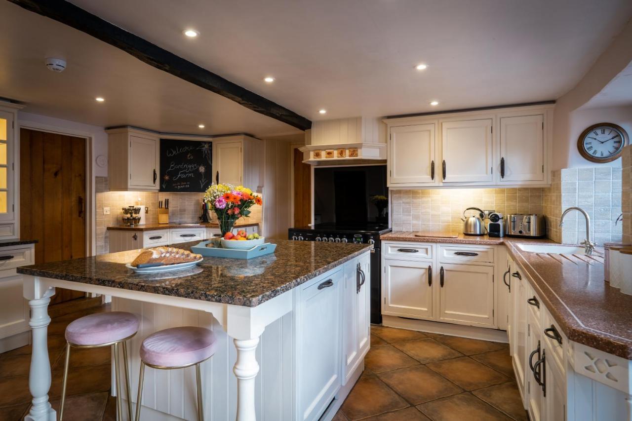 Luxury 1 Bed - Great Location - Peaceful-hot Tub Bowness-on-Windermere